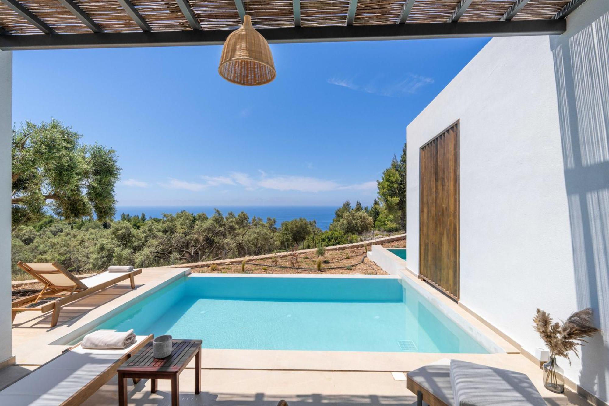 Mellamare Luxury Suites Athanion Exterior photo