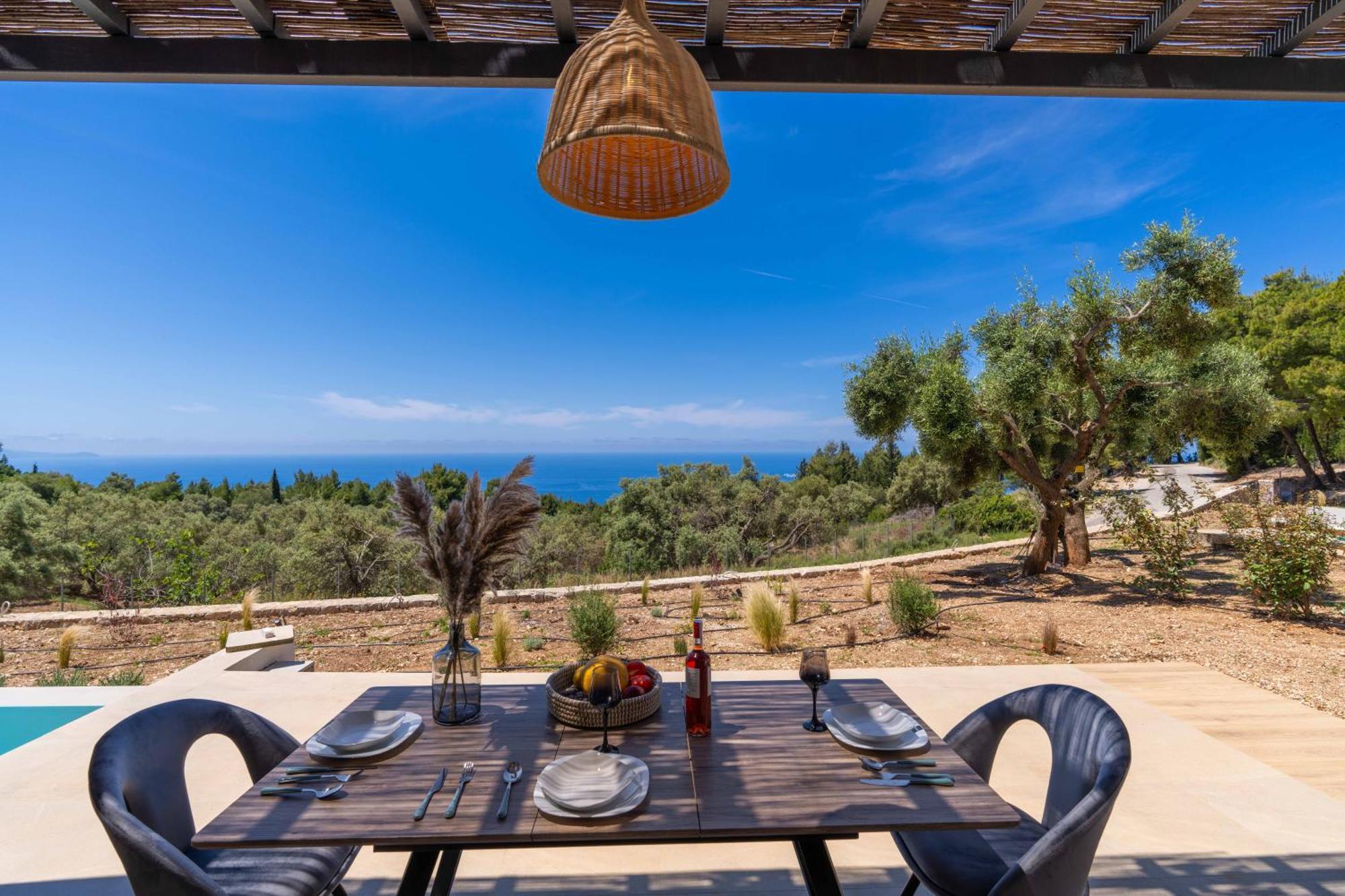 Mellamare Luxury Suites Athanion Exterior photo